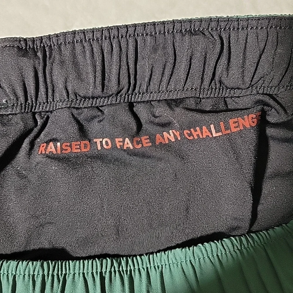 Rhone Barry's Swim Trunks Extra Large Green Lined‎ Drawstring Zip Pockets Logo